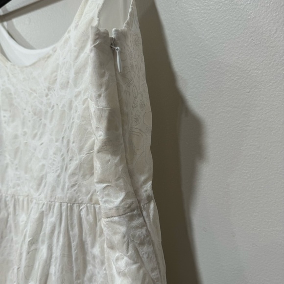 Club Monaco travelling tiers midi dress 4 - Picture 7 of 11